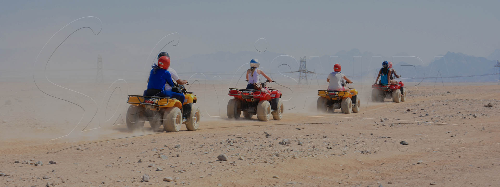Сафари по пустыне на закате в Хургаде на квадроциклах
